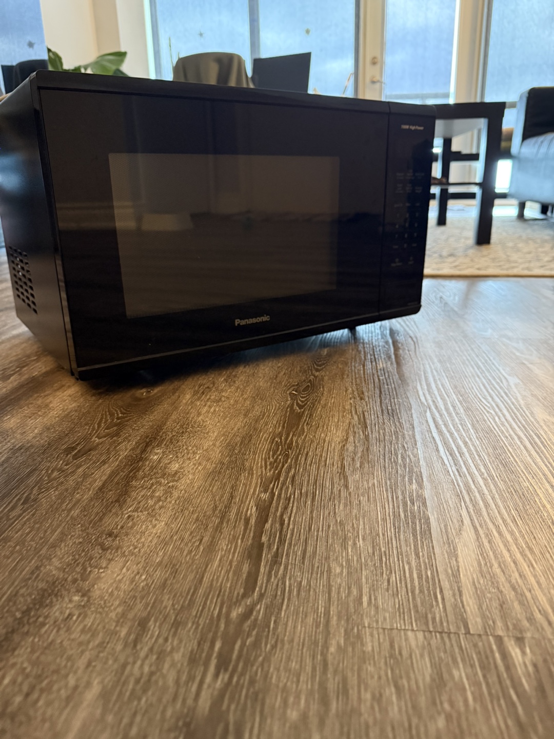 Panasonic 1100W High Power Microwave - photo 3