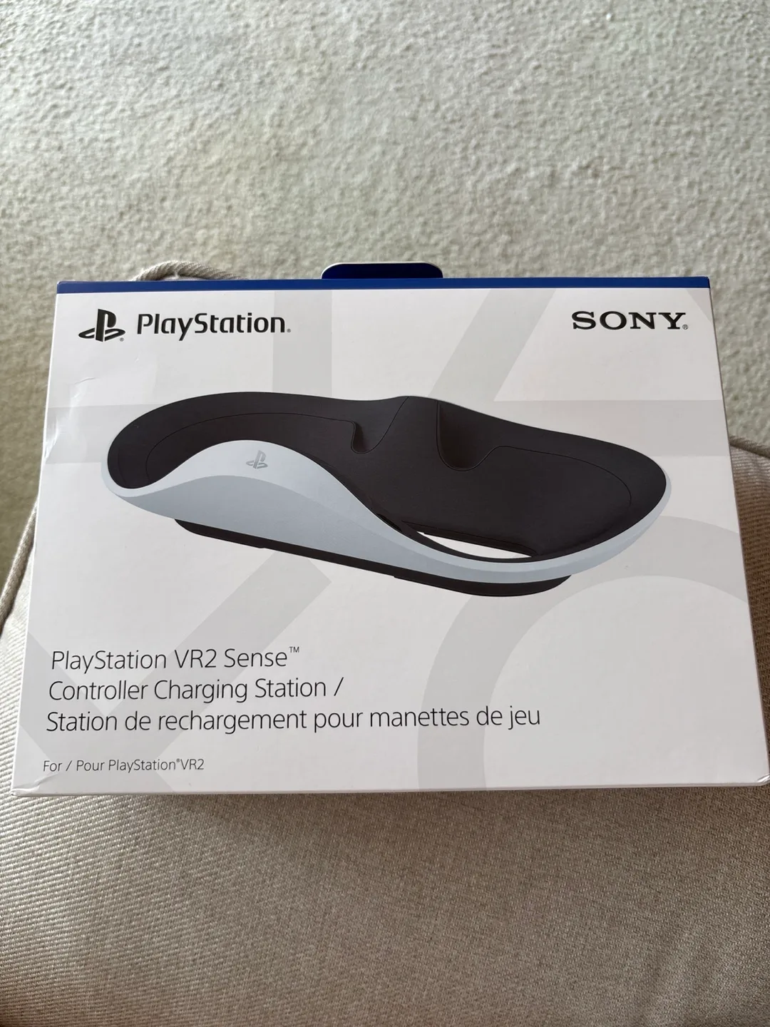 PlayStation VR2 Sense Controller Charging Station thumbnail