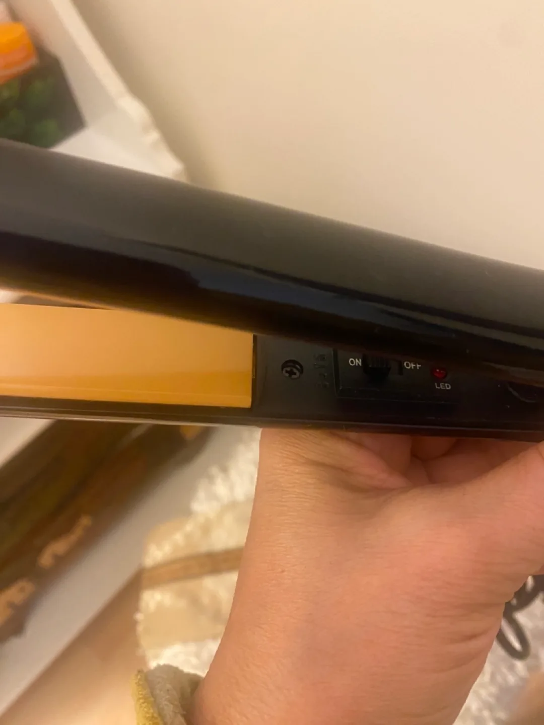 CHl  Compact Hair Straightener image indicator(4)