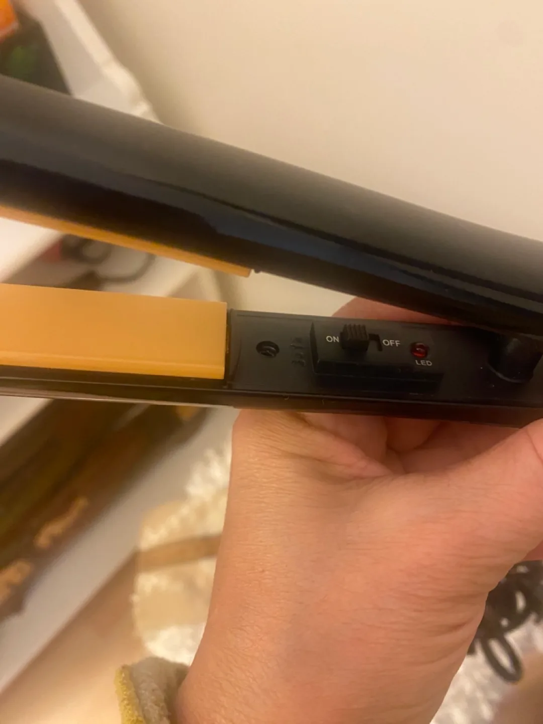 CHl  Compact Hair Straightener image indicator(5)