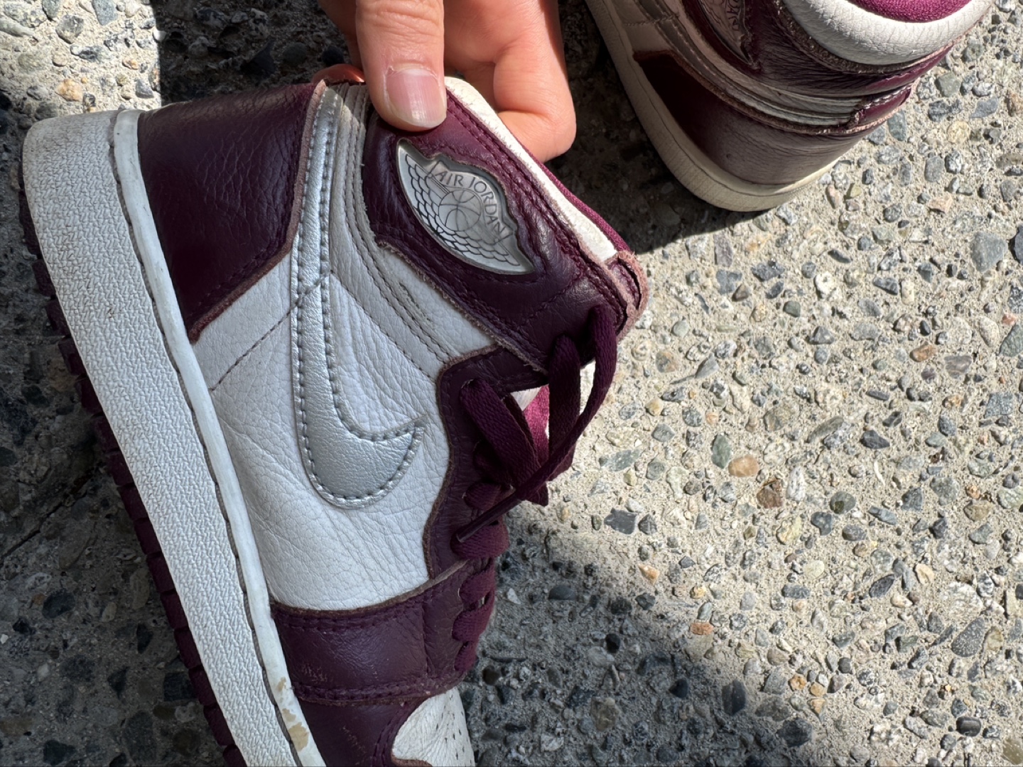 Nike Air Jordan 1 High OG BordeauxSize 4Y - photo 4