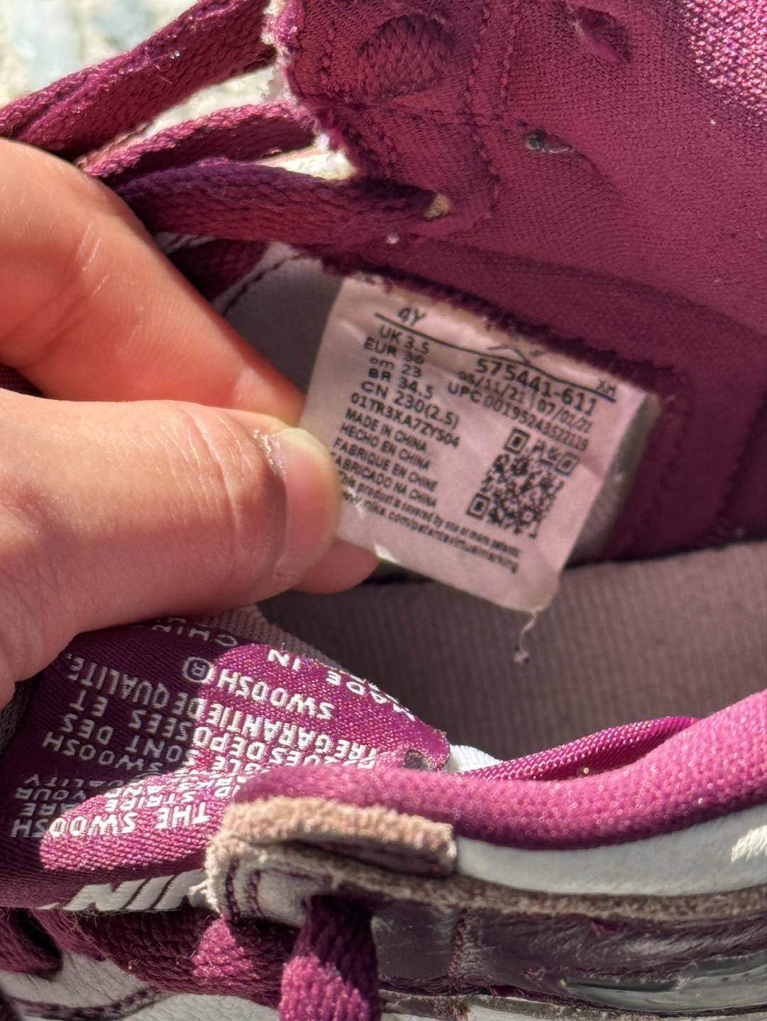 Nike Air Jordan 1 High OG BordeauxSize 4Y - photo 3