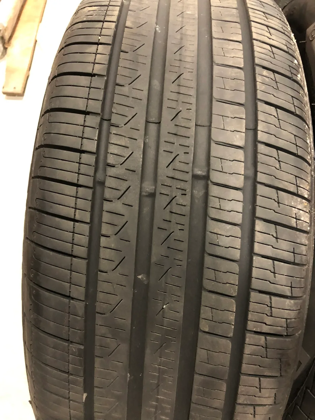 4 Pirelli Cinturato P7 All Season Plus Tires - 245/50R18 image indicator(2)