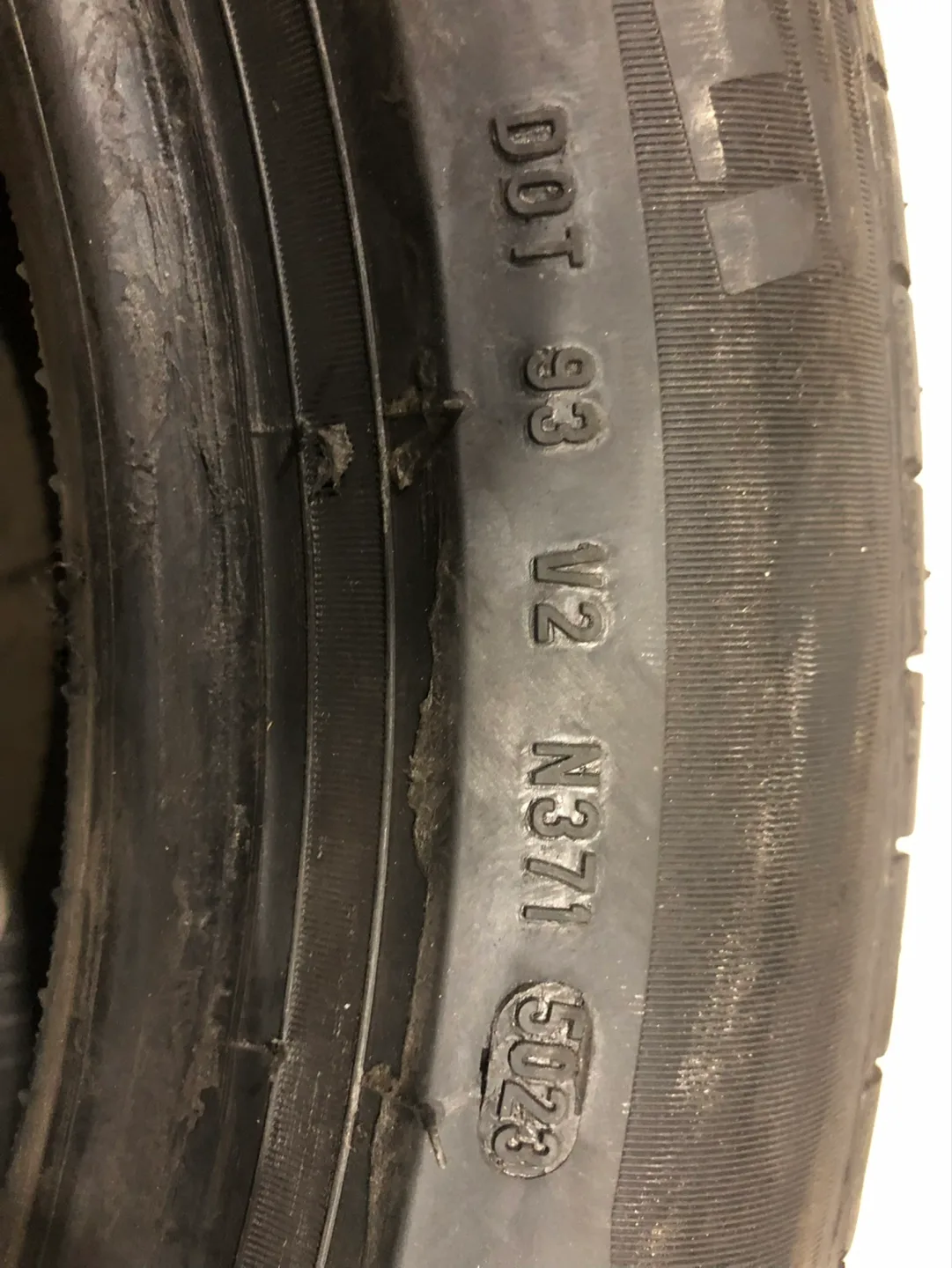 4 Pirelli Cinturato P7 All Season Plus Tires - 245/50R18 image indicator(6)