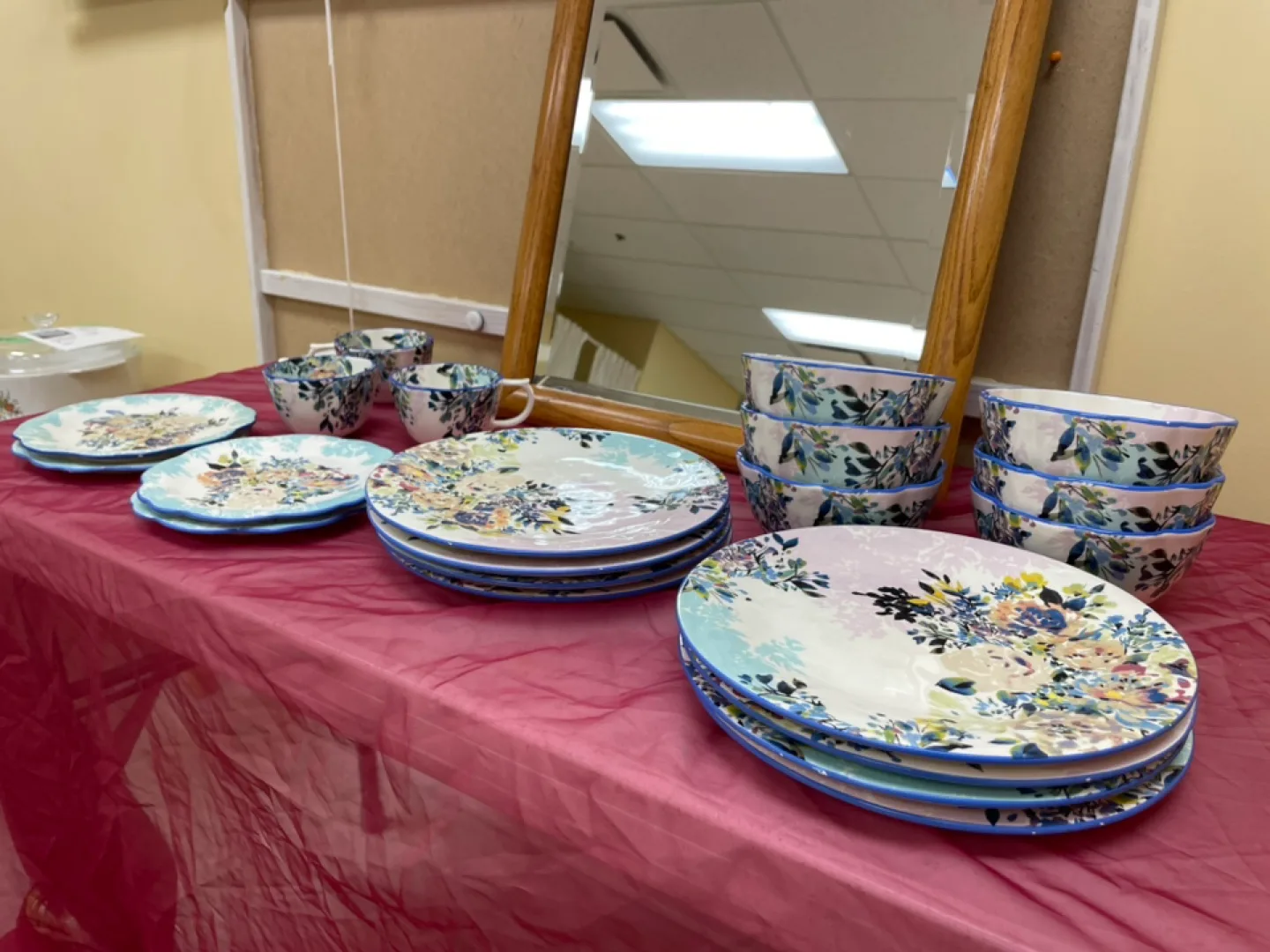Gardenshire Anthropologie Floral Dinnerware Set thumbnail