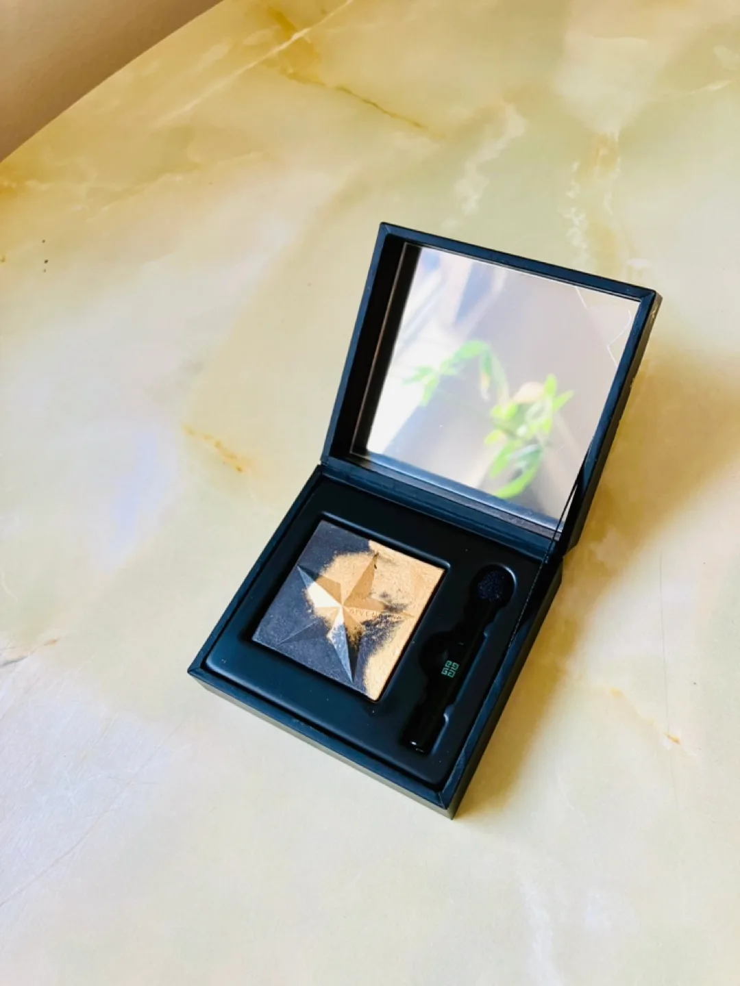 BNIB Givenchy Eye Shadow Black&Golc thumbnail
