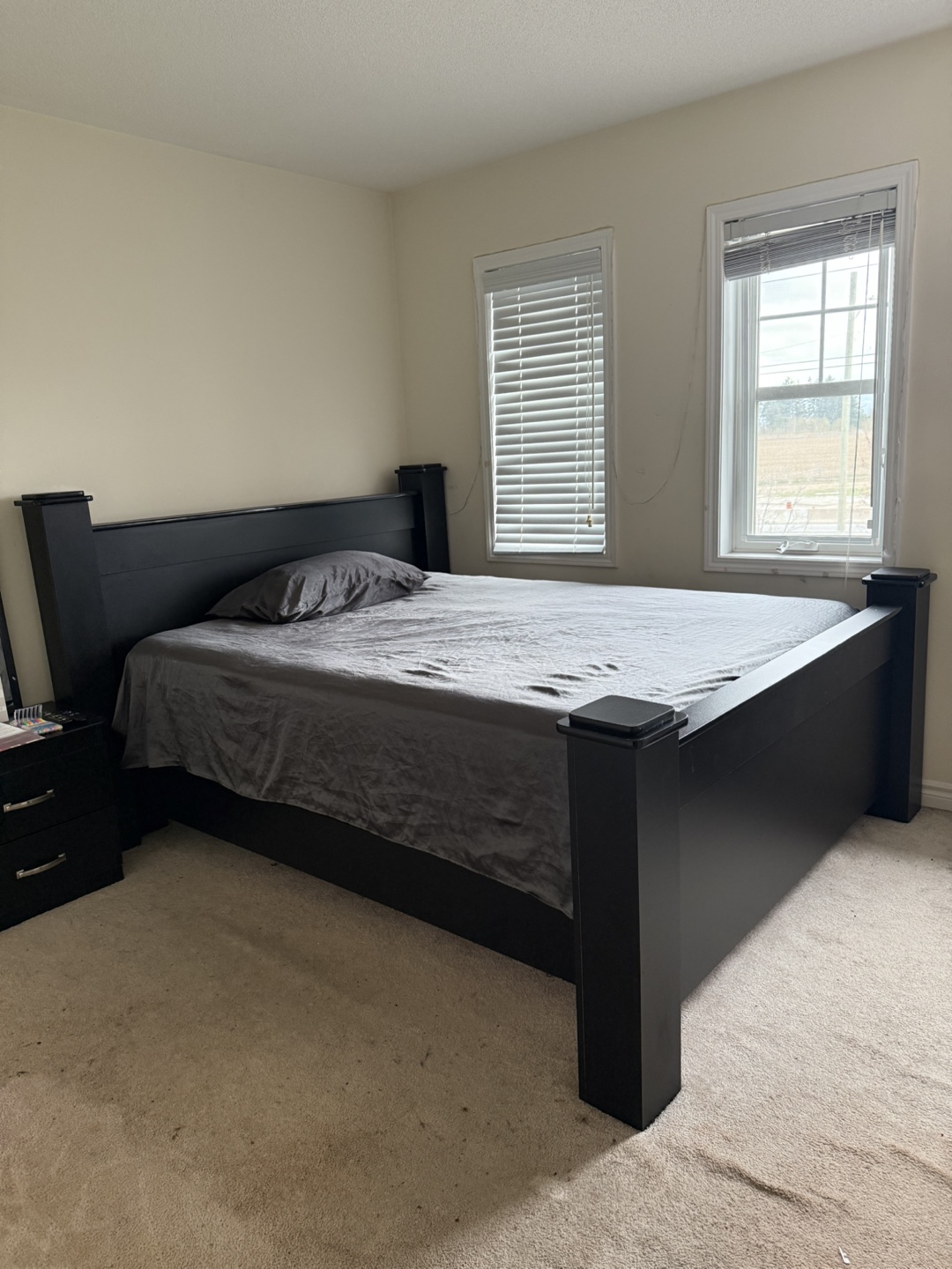Queen Size Platform Bed Frame - photo 2