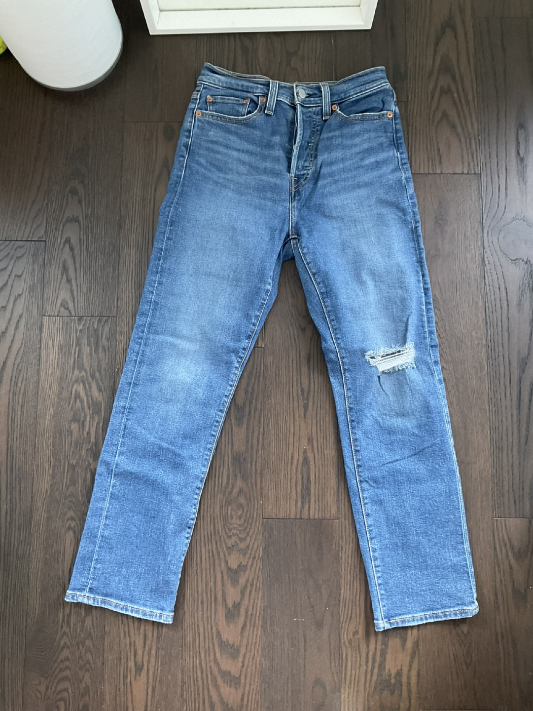 Levi's High-Rise Jeans - Size 27 - photo 2