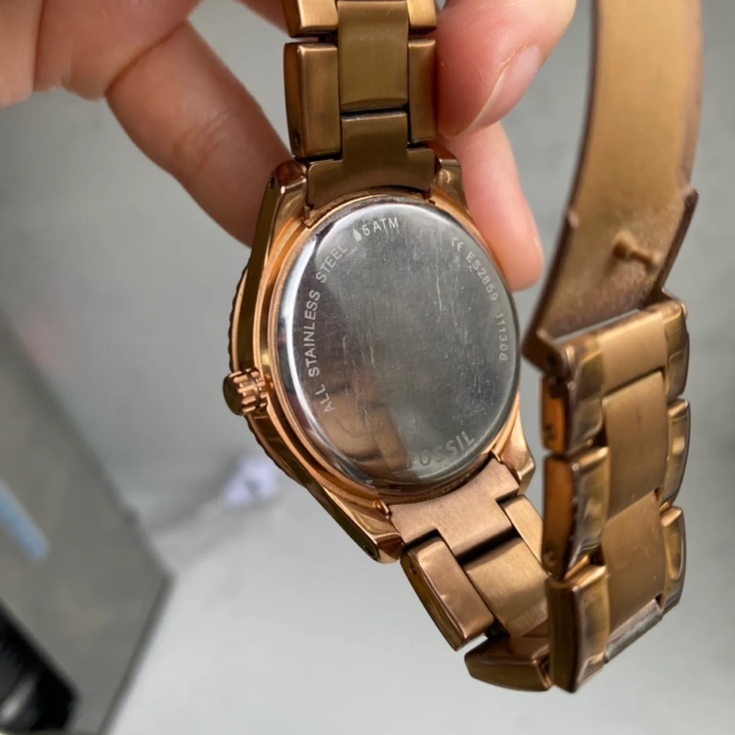 Women’s Fossil Rose Gold Tone Watch image indicator(7)