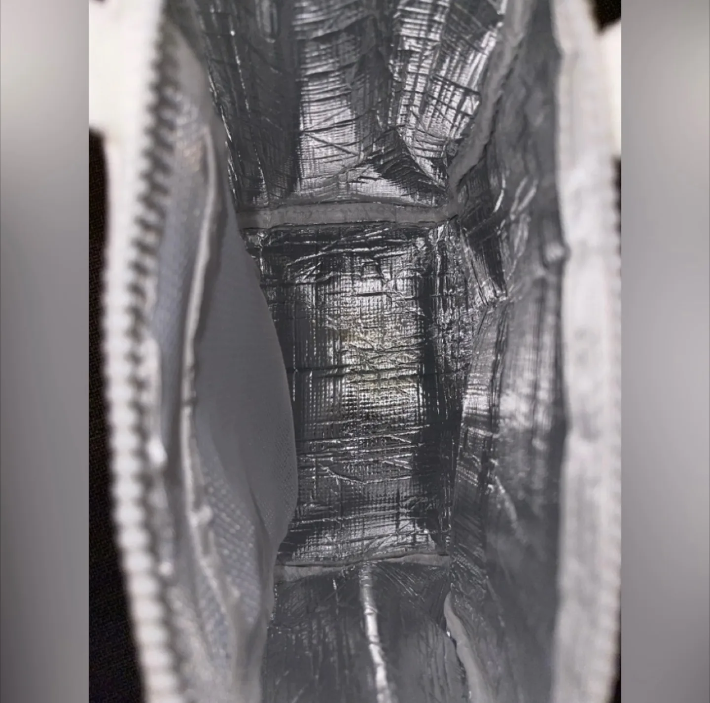 Kate Spade Polka Dot Insulated Lunch Bag and Acrylic Tumbler Set image indicator(5)