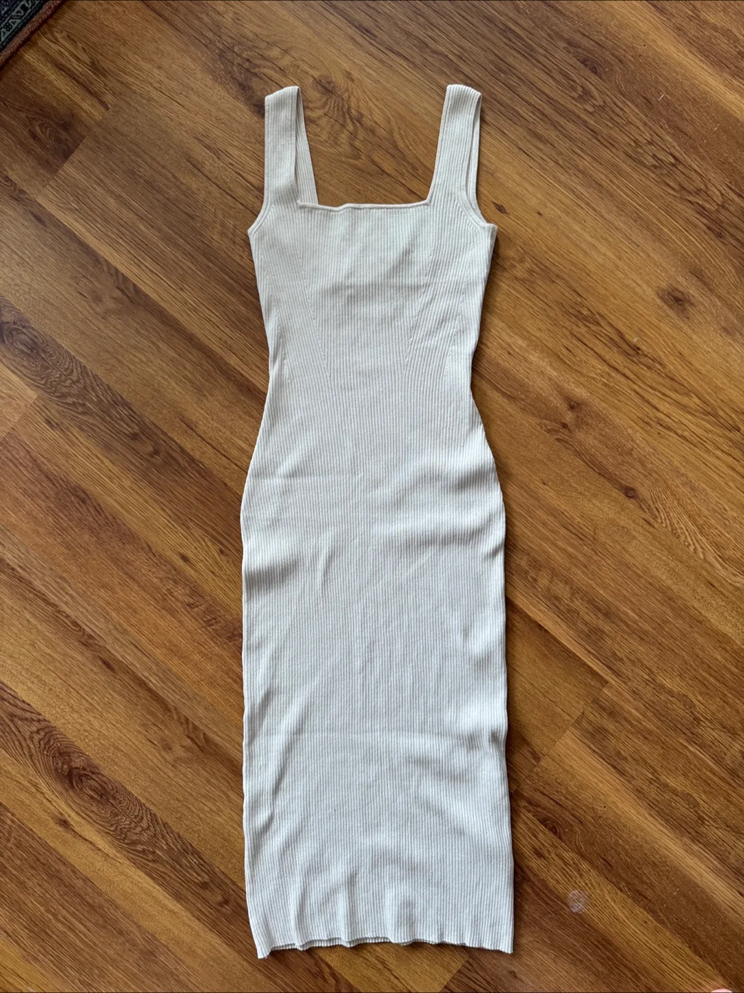 H&M Beige Ribbed Knit Midi Dress - Size S - New image indicator(2)