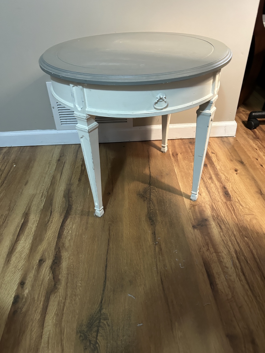 Round Accent Table