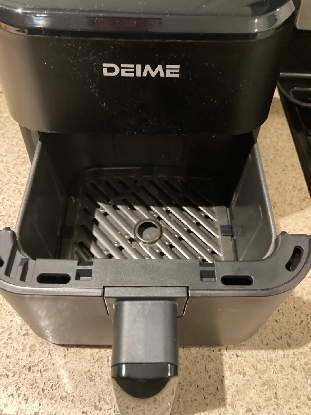 DEIME 2.52/3.2QT Digital Air Fryer RA312D image indicator(4)