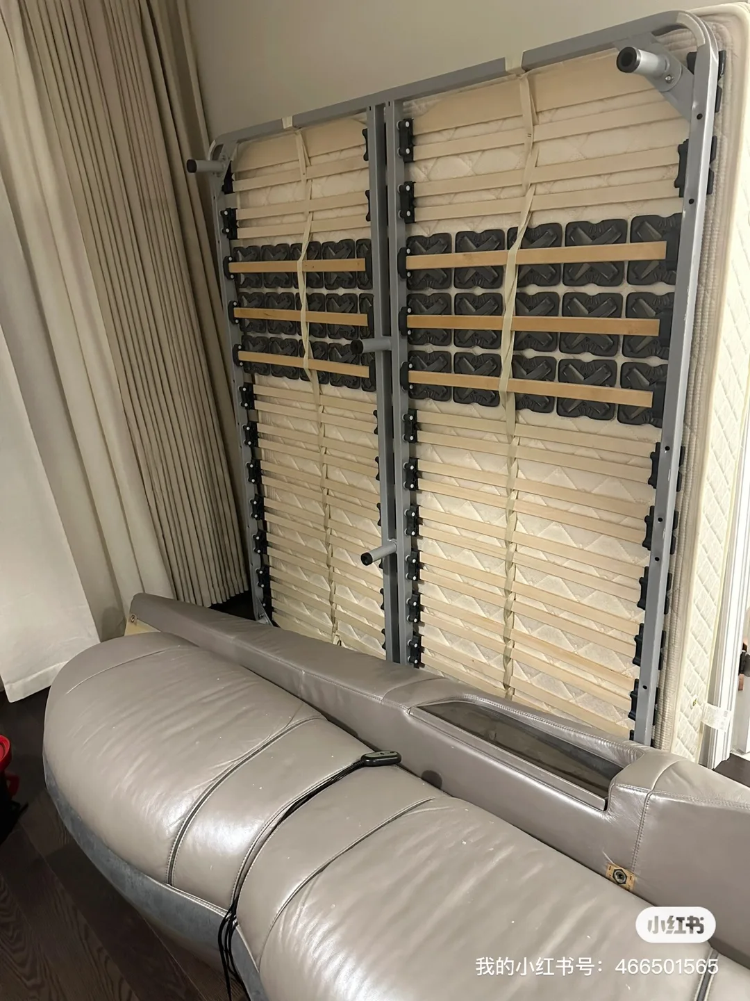 Luxury Leather Sofa Bed with Adjustable Headrests and Storage image indicator(2)