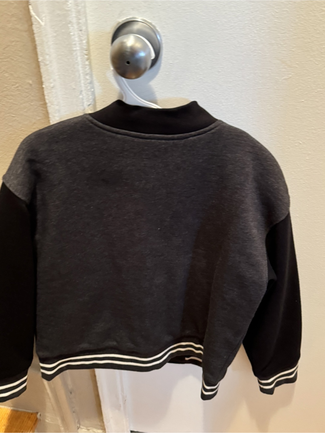 Old Navy Boys' Size Medium (8) Baseball Jacket - photo 3