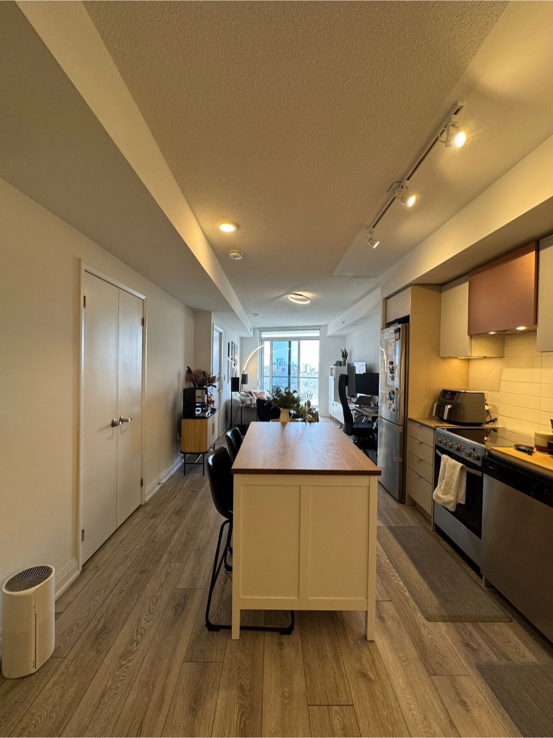 Kitchen Island with Oak Countertop - photo 5