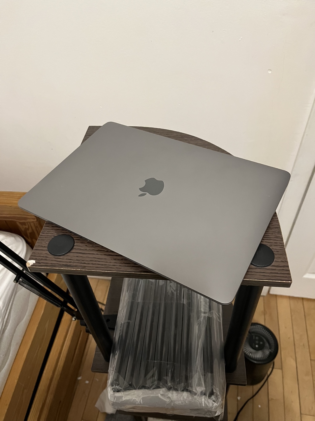 MacBook Air 13-inch M1 Space Grey - photo 2