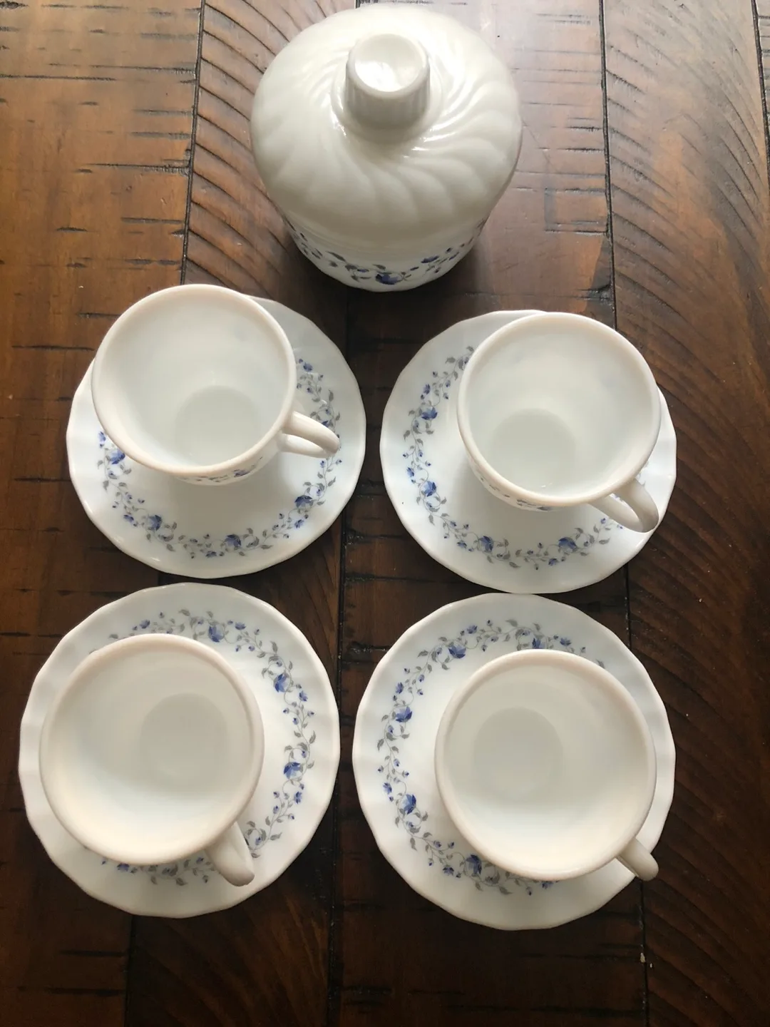 Vintage Pyrex Tea Set - Blue Flowers image indicator(4)