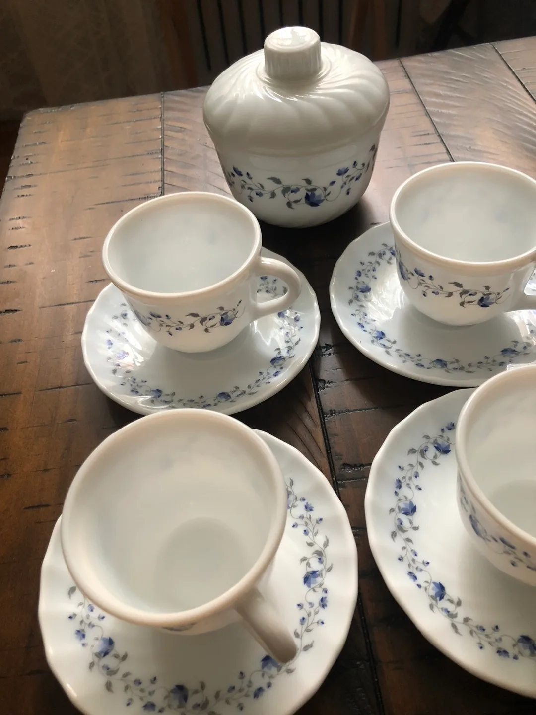 Vintage Pyrex Tea Set - Blue Flowers image indicator(2)