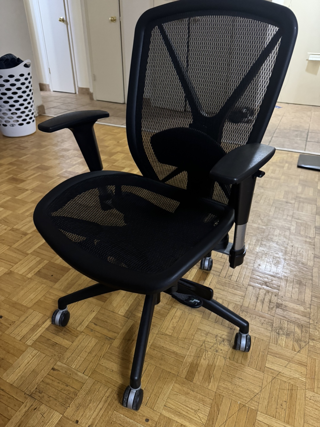Ergonomic Mesh Office Chair