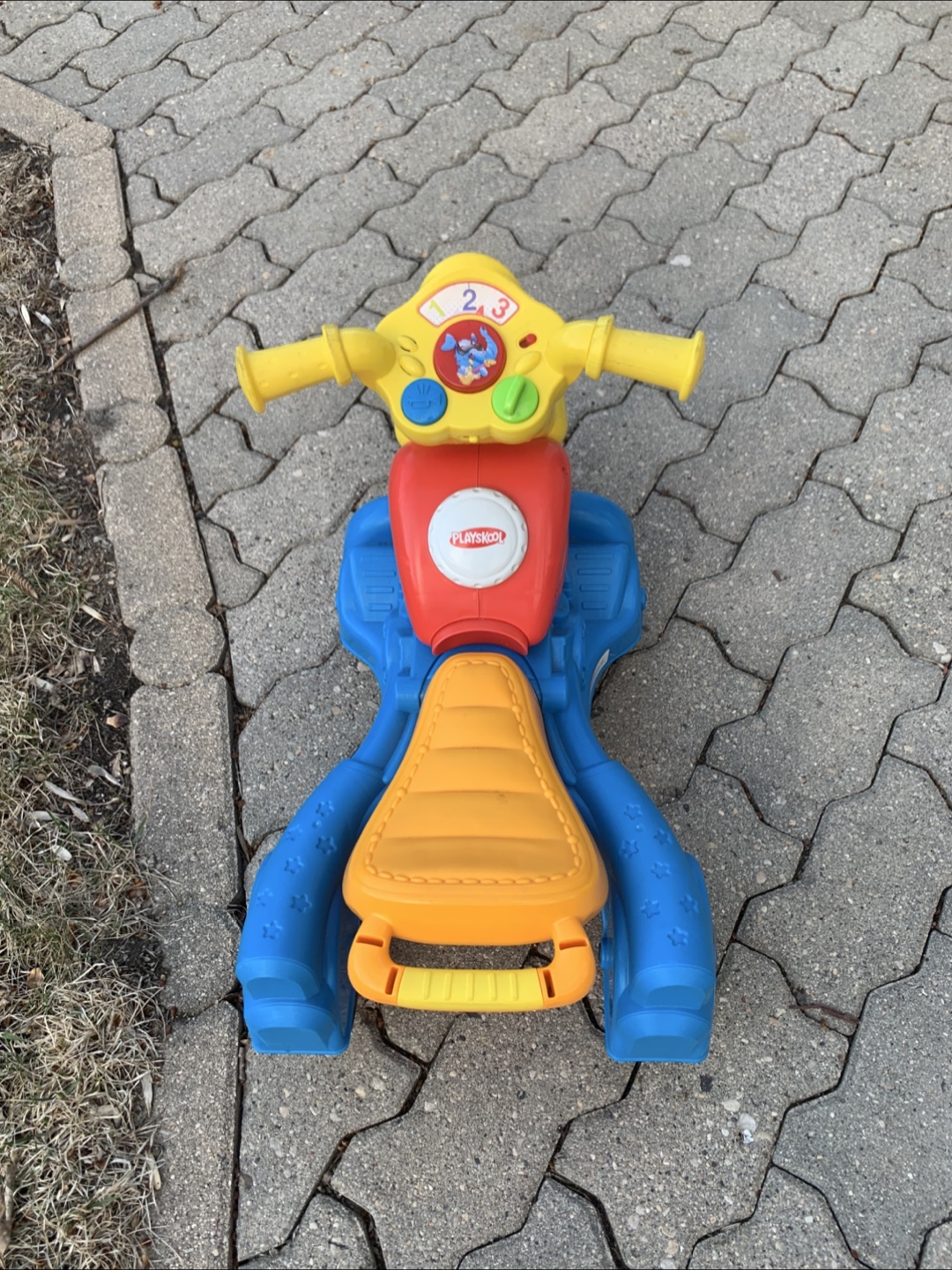 Fisher-Price Laugh & Learn 3-Wheeled Motorcycle - photo 4