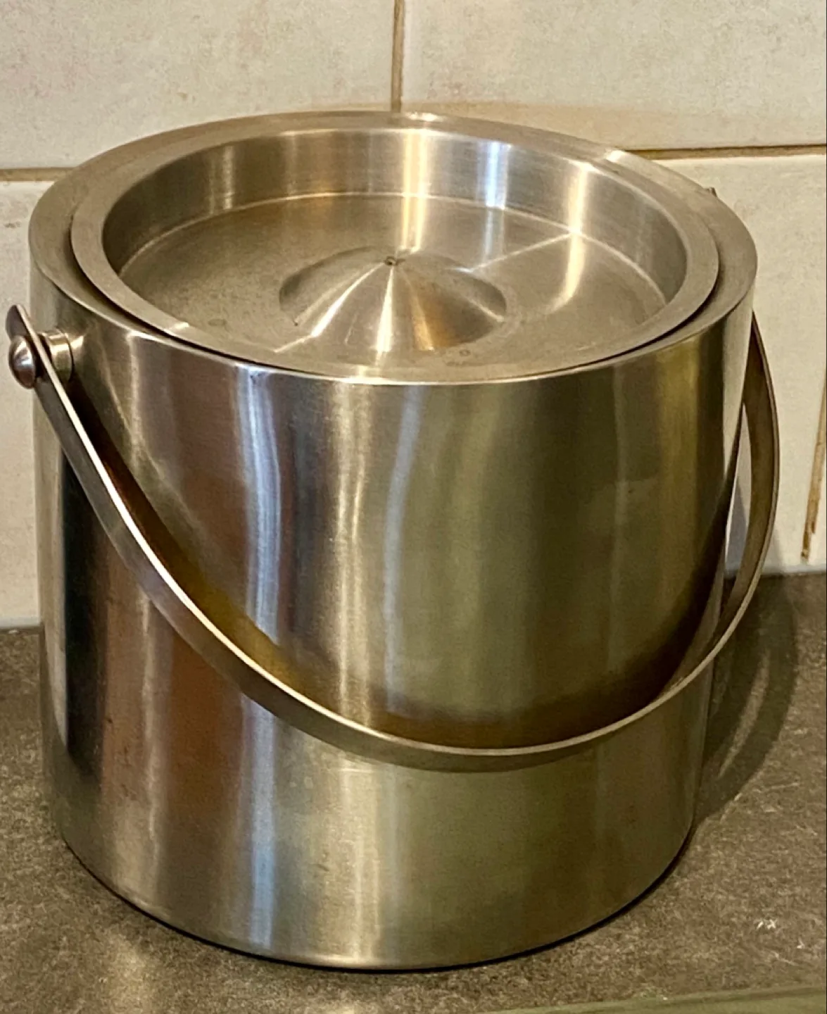 Stainless Steel Ice Bucket with Lid and Handle thumbnail