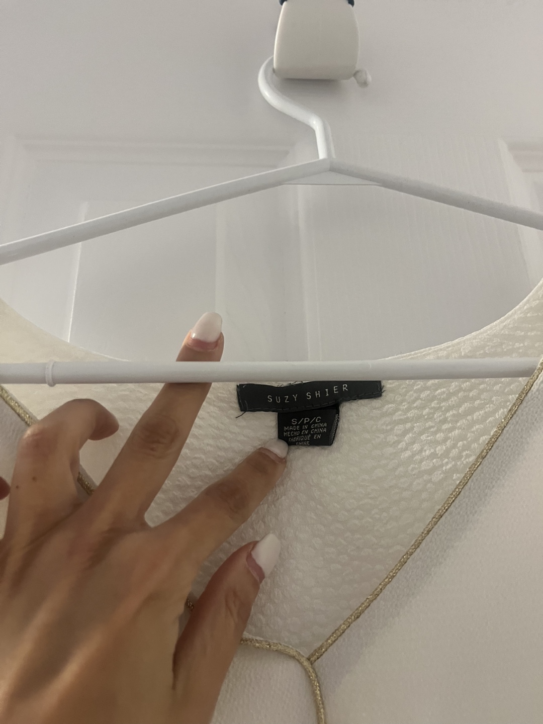 Suzy Shier White Blouse Size S/P - photo 2