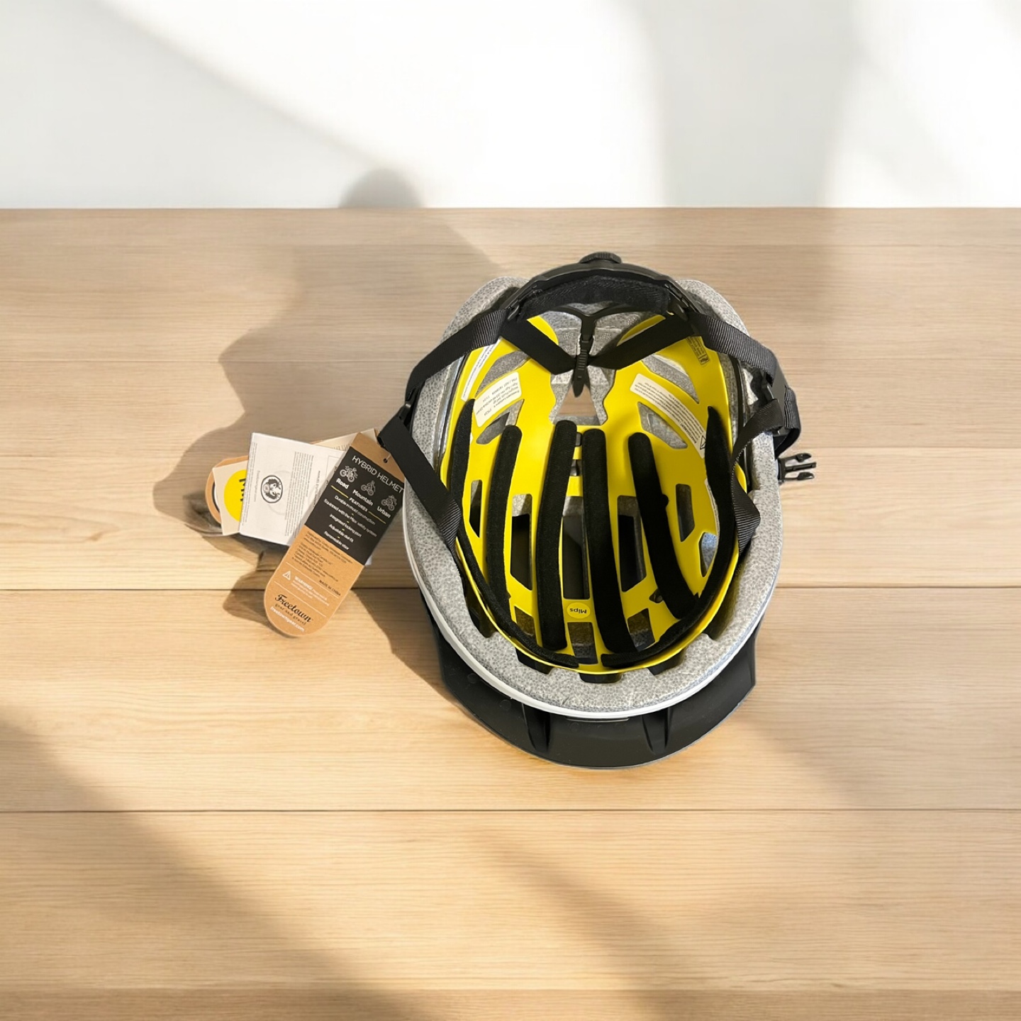Helmet - photo 3