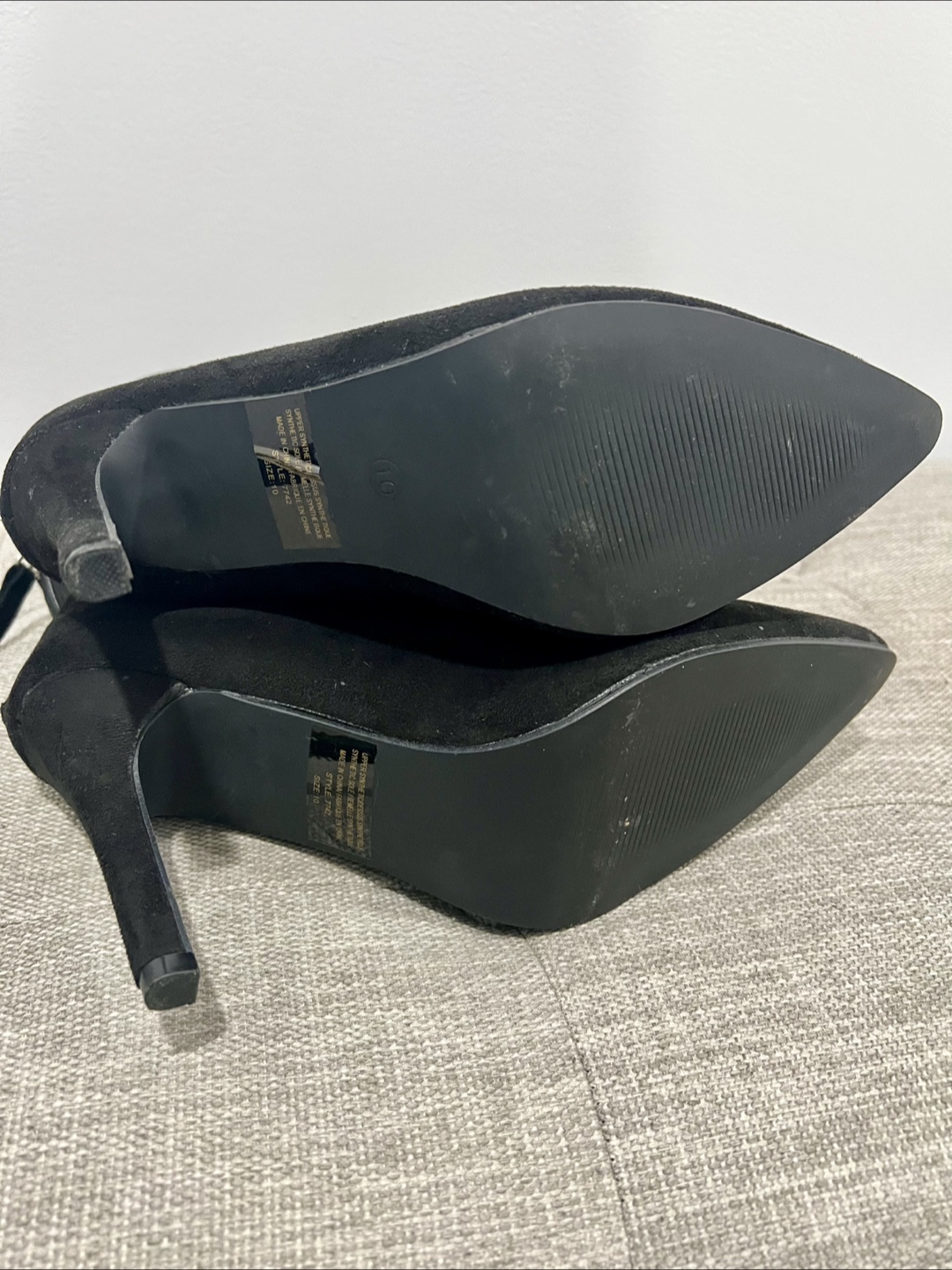 Black Suede Ankle Boots - photo 4