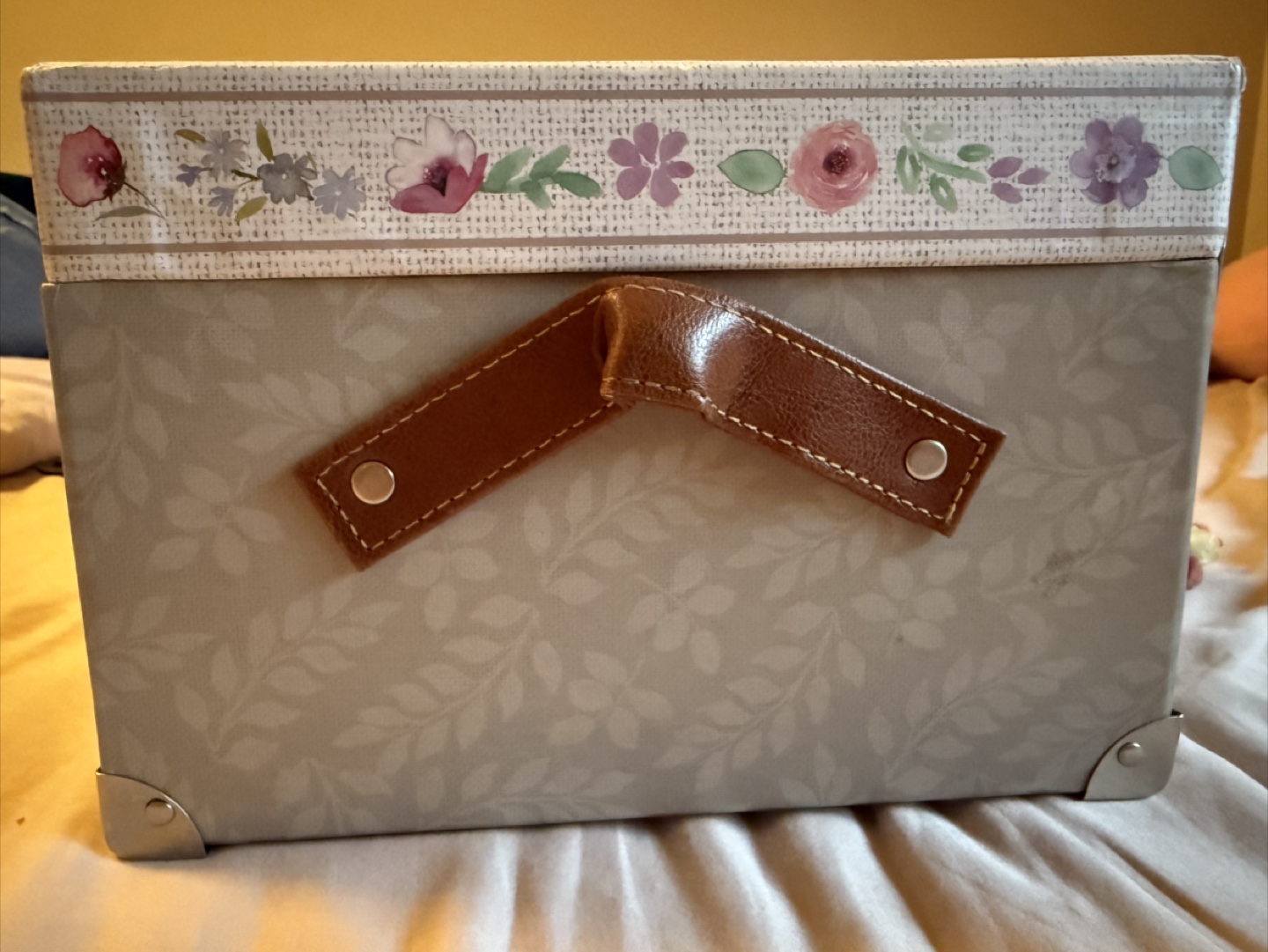 Floral Decorative Storage Box with Clasp - photo 3