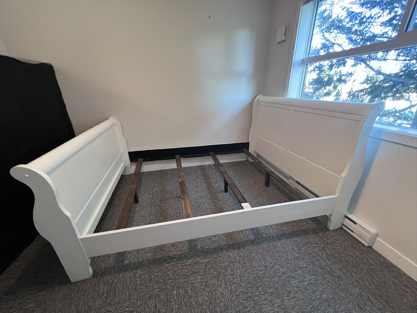 White Sleigh Bed Frame - Queen Size - photo 2