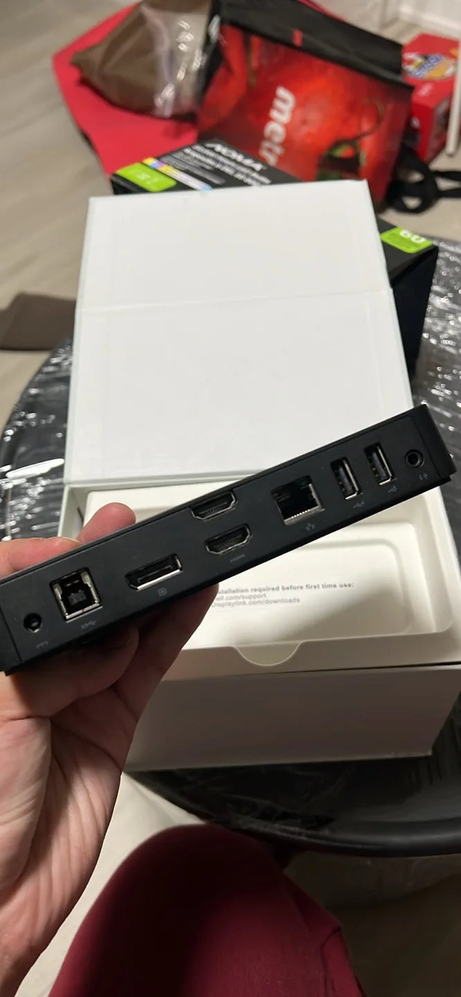 Dell USB 3.0 Ultra HD/4K Triple Display Docking Station (D3100) image indicator(3)