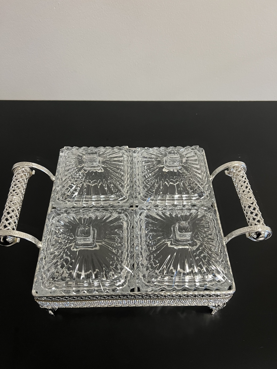Four-compartment crystal candy dish with silver-tone stand - photo 2
