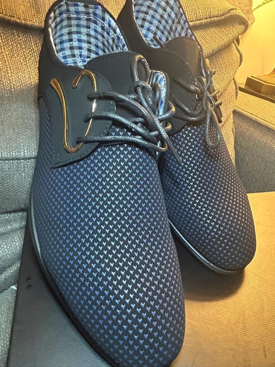 Men’s Grey/Black Dress - 9.5 (44) image indicator(4)