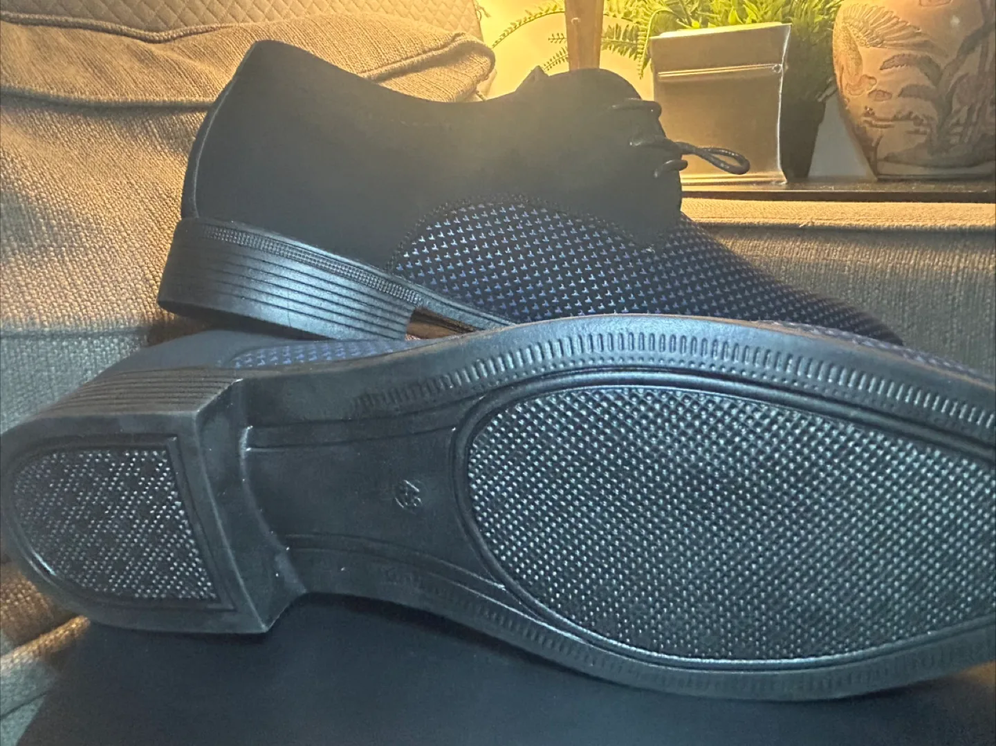 Men’s Grey/Black Dress - 9.5 (44) image indicator(3)