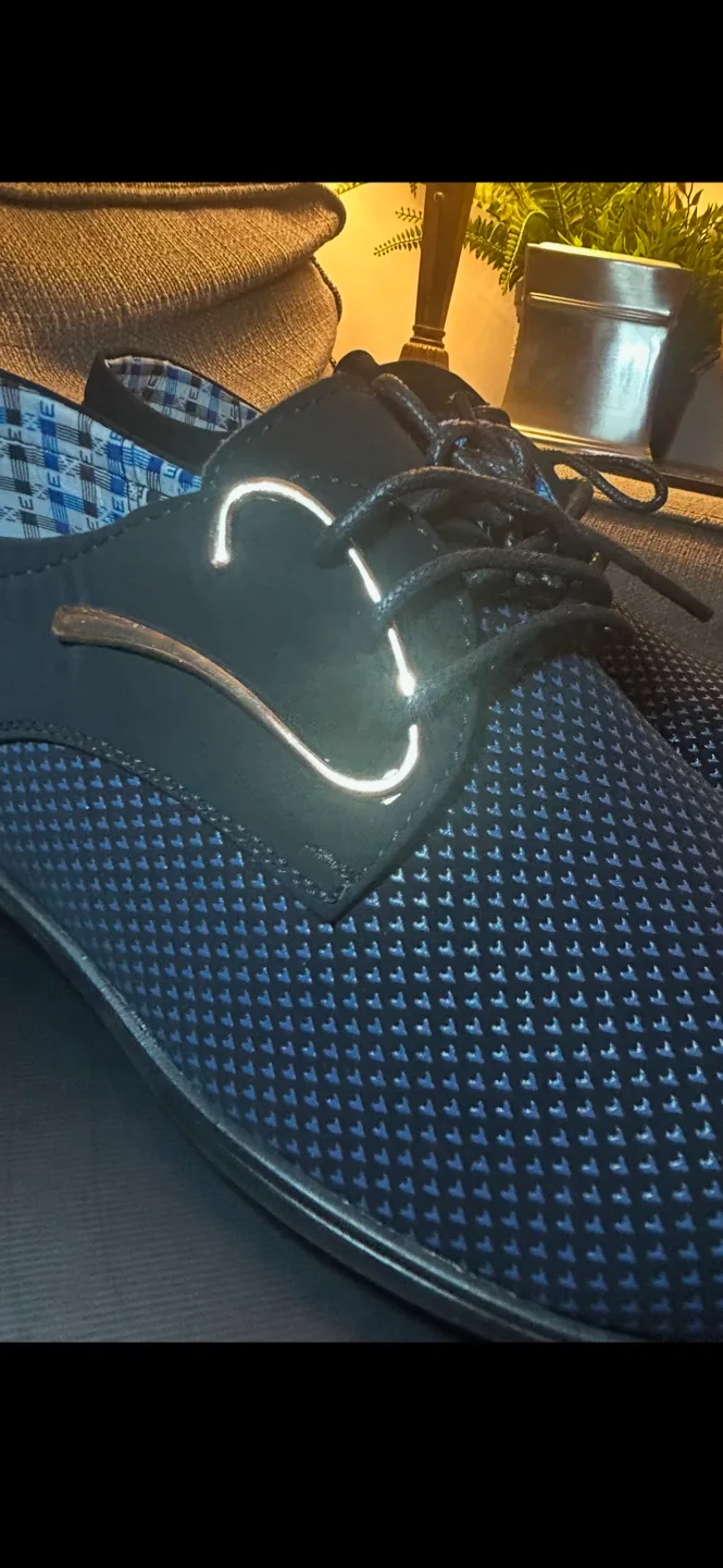 Men’s Grey/Black Dress - 9.5 (44) image indicator(2)