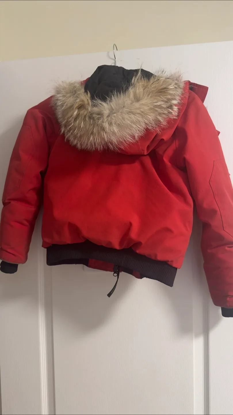 Canada Goose Kids' Red Bomber Jacket Size M 10-12 image indicator(2)