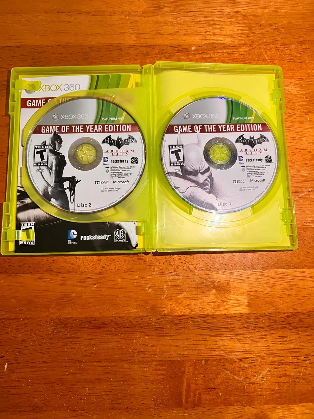 Batman: Arkham City Game of the Year Edition - Xbox 360 image indicator(2)