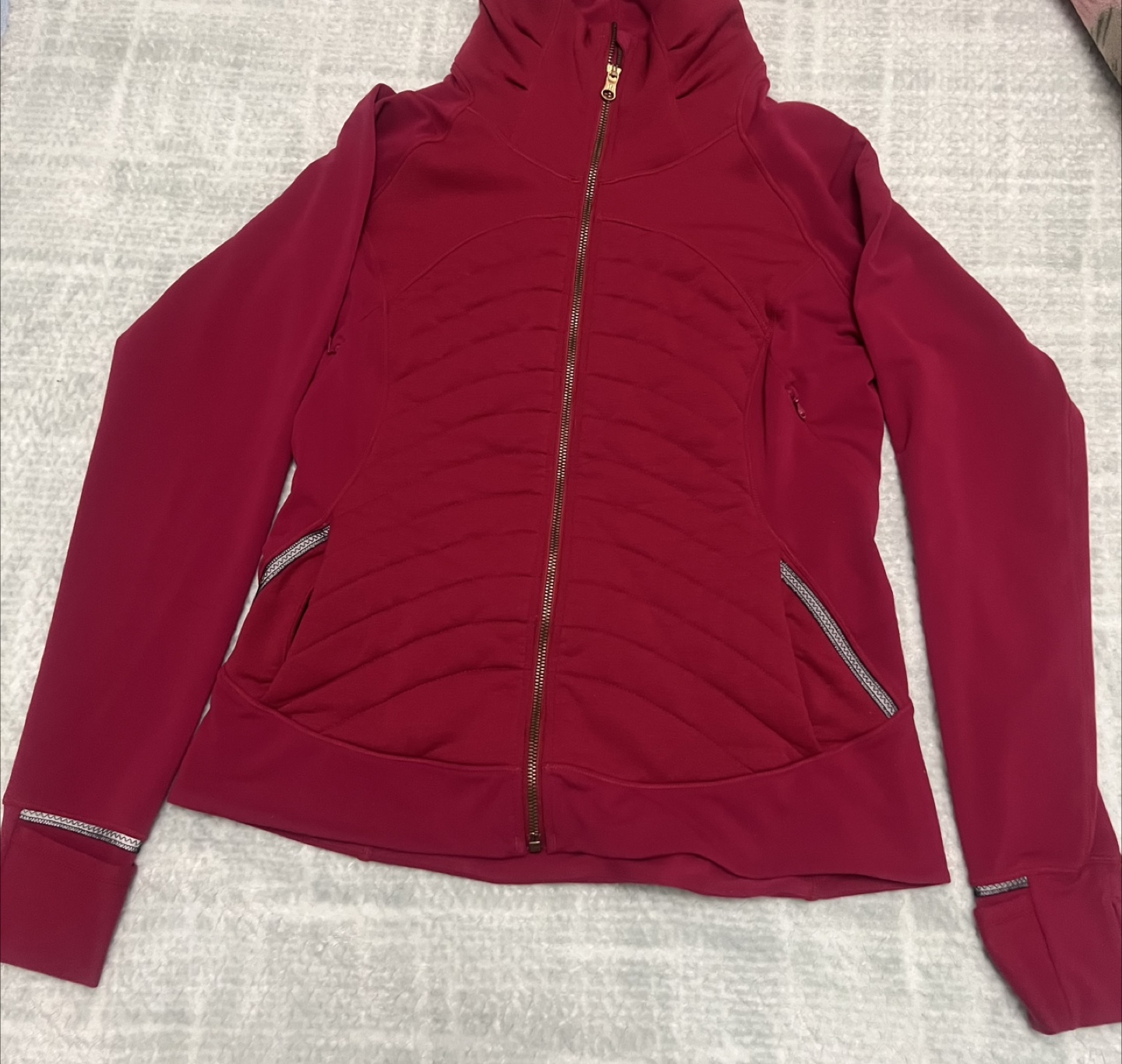Lululemon Burgundy Quilted Zip-Up Jacket - photo 2
