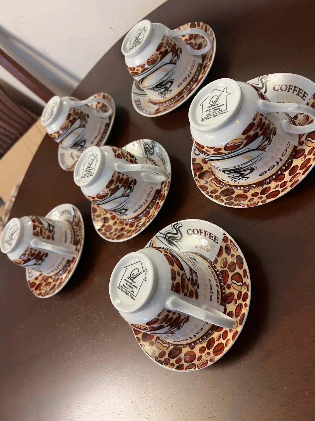 Vintage tea cups or expreso coffe capuccino image indicator(8)