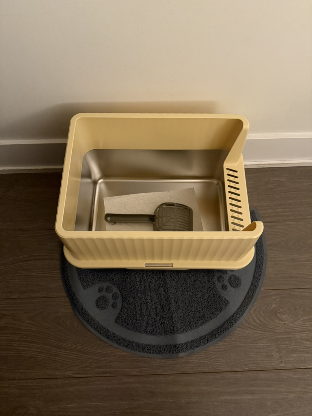 FREE Stainless Steel Litter Box with Scoop and Mat