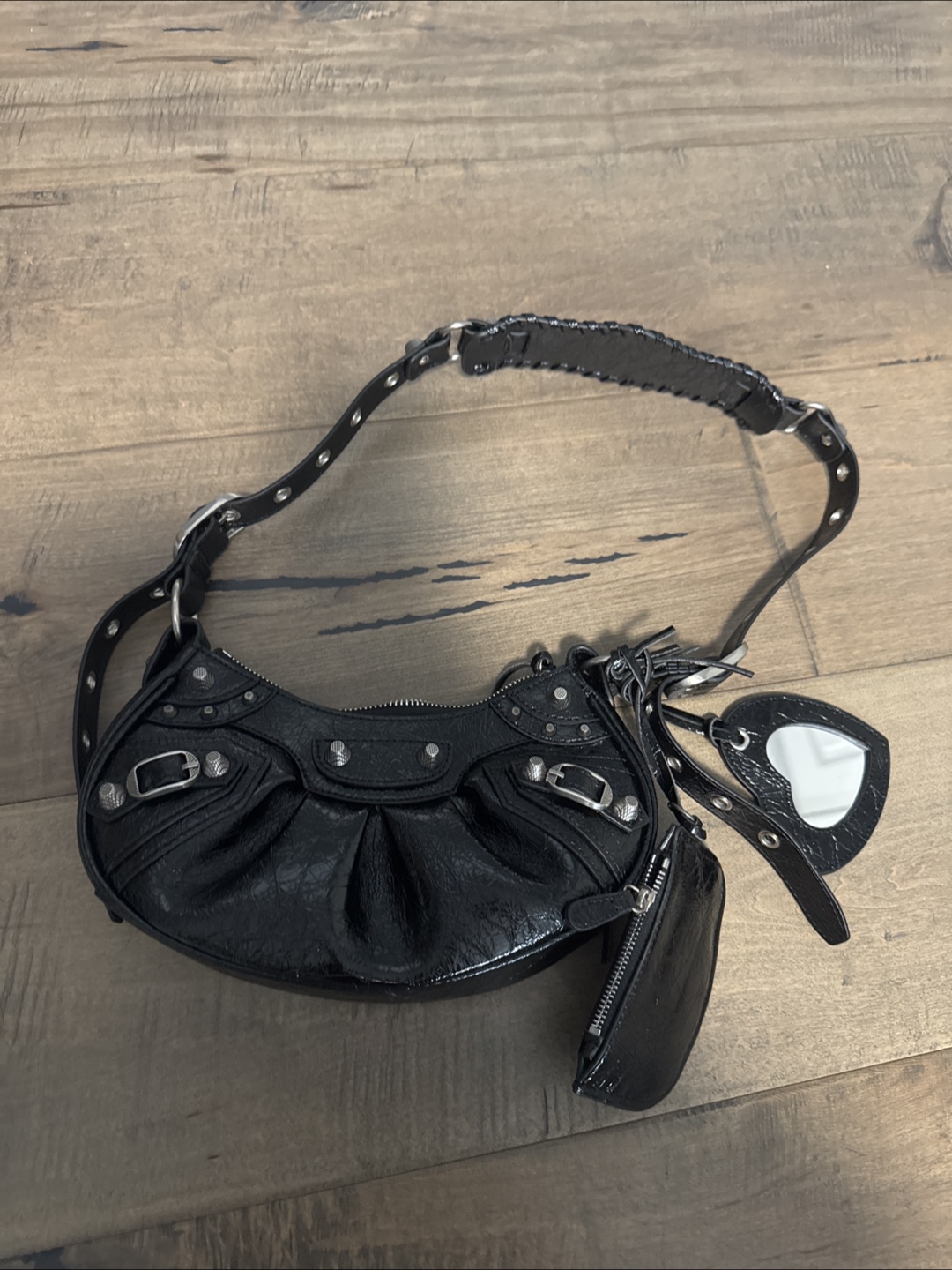 Balenciaga Le Cagole Small Shoulder Bag 르카골 백