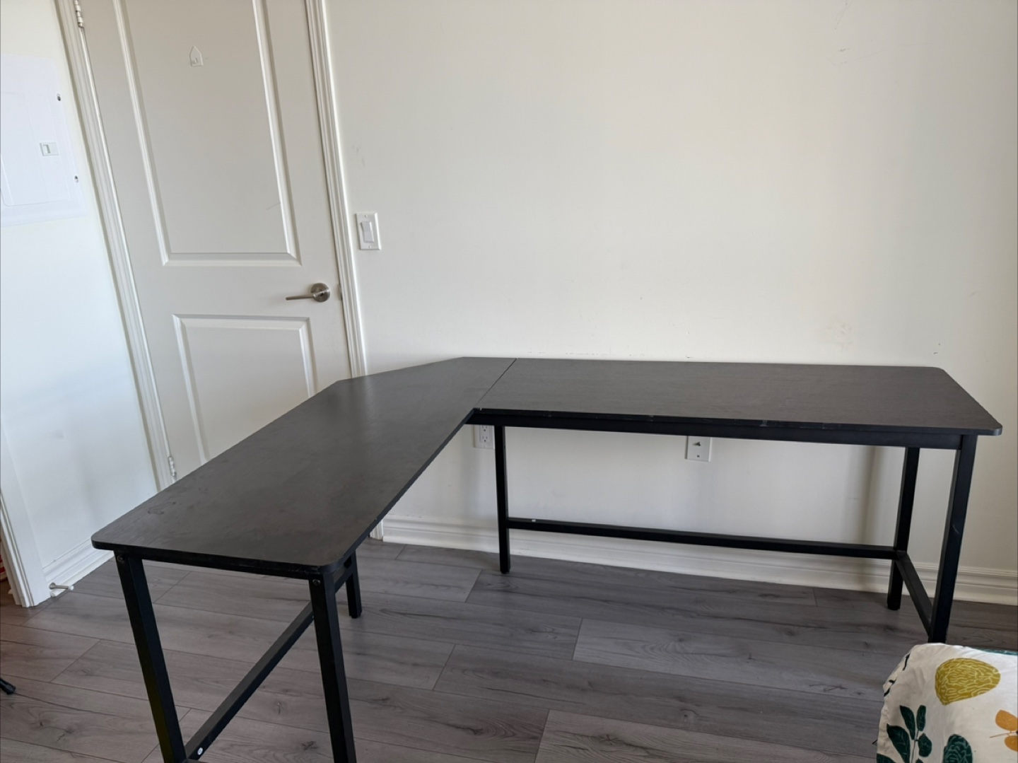 L-Shaped Computer Desk - Black