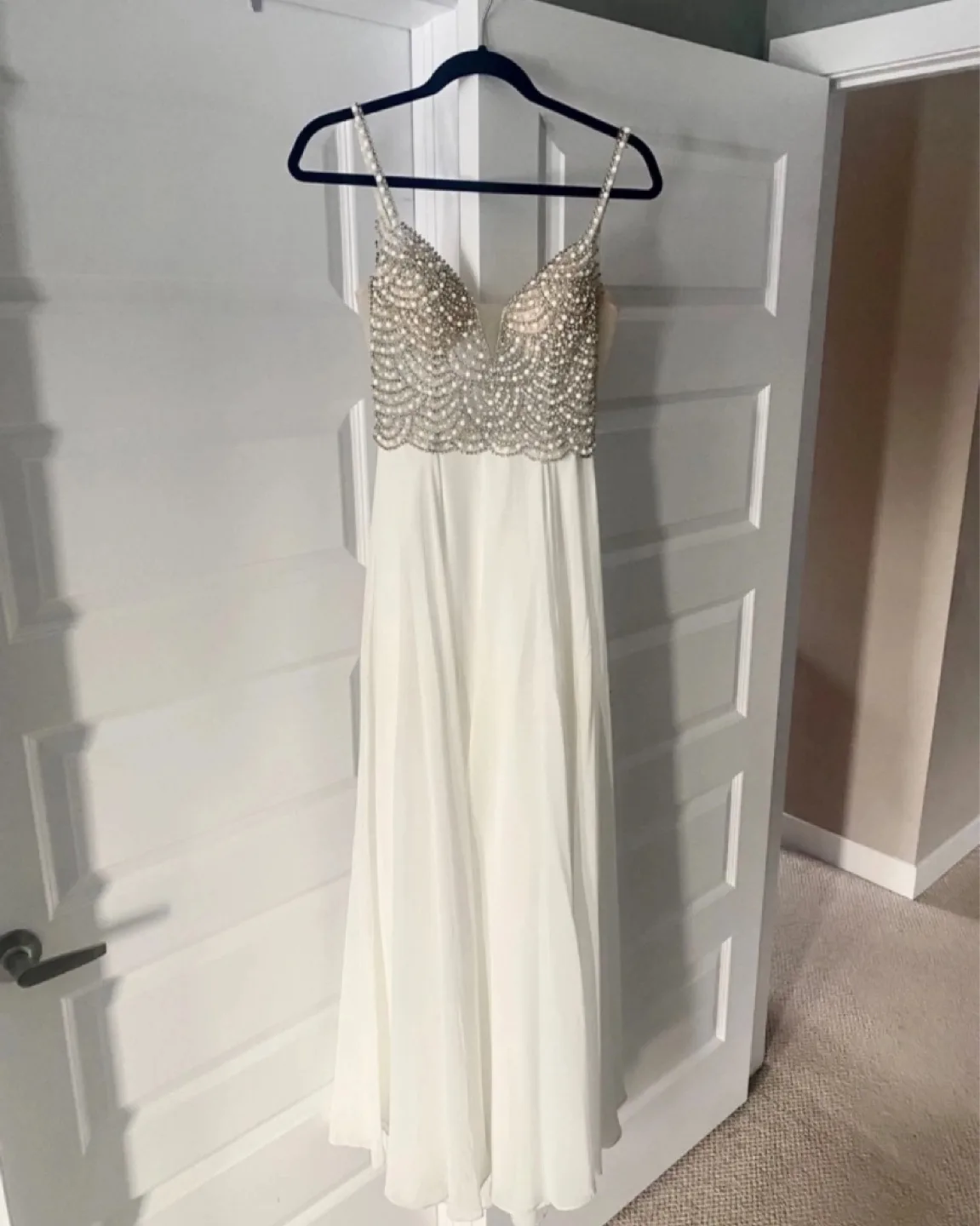 Wedding Dress image indicator(3)