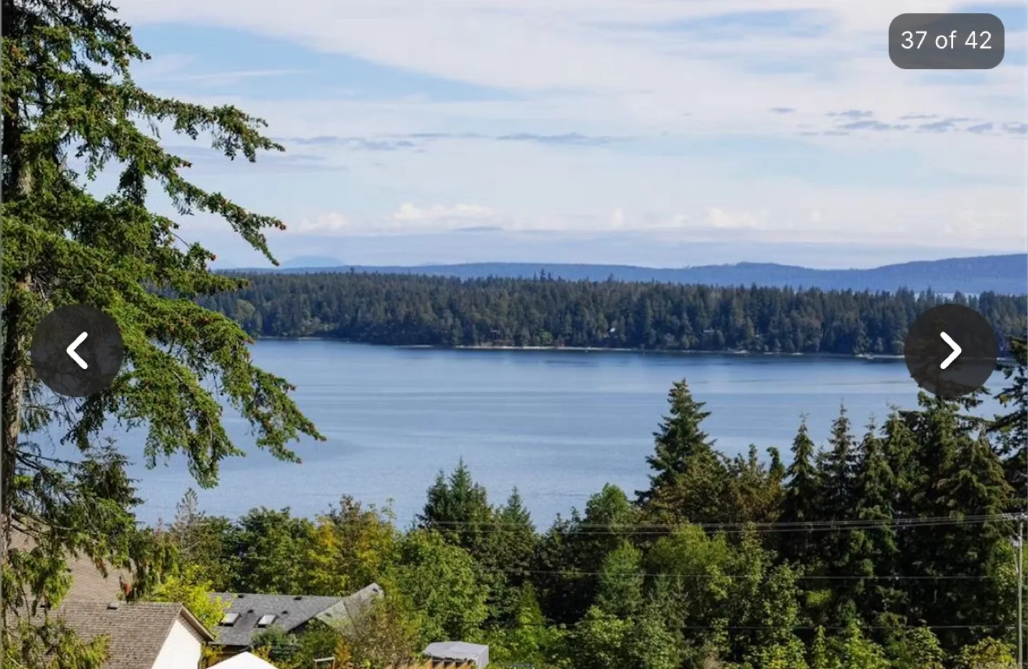 Ladysmith Waterfront Home - 5 Bed, 4 Bath image indicator(5)