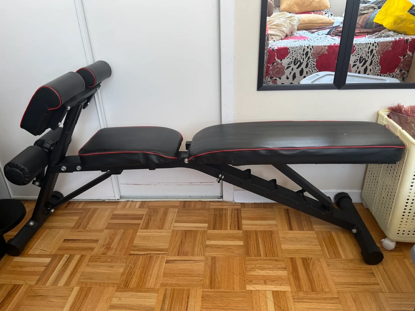 Adjustable Weight Bench