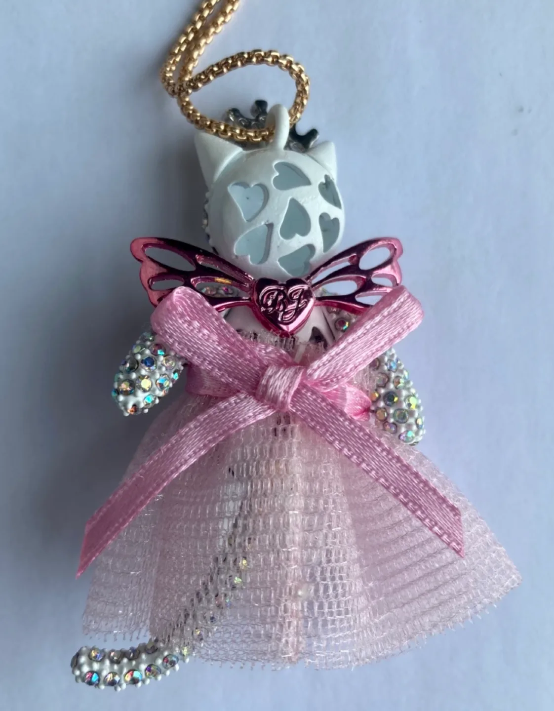 BETSEY JOHNSON Holiday Whimsy Fairy Pendant Pink Cat Necklace image indicator(7)