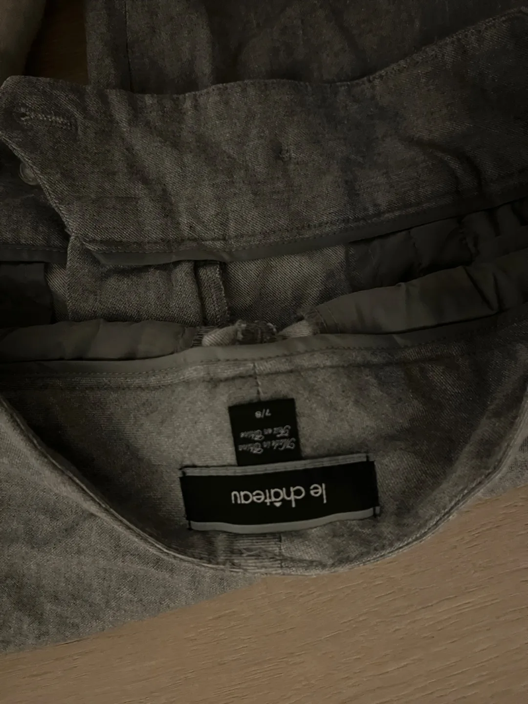 Le Chateau work clothes bundle image indicator(4)