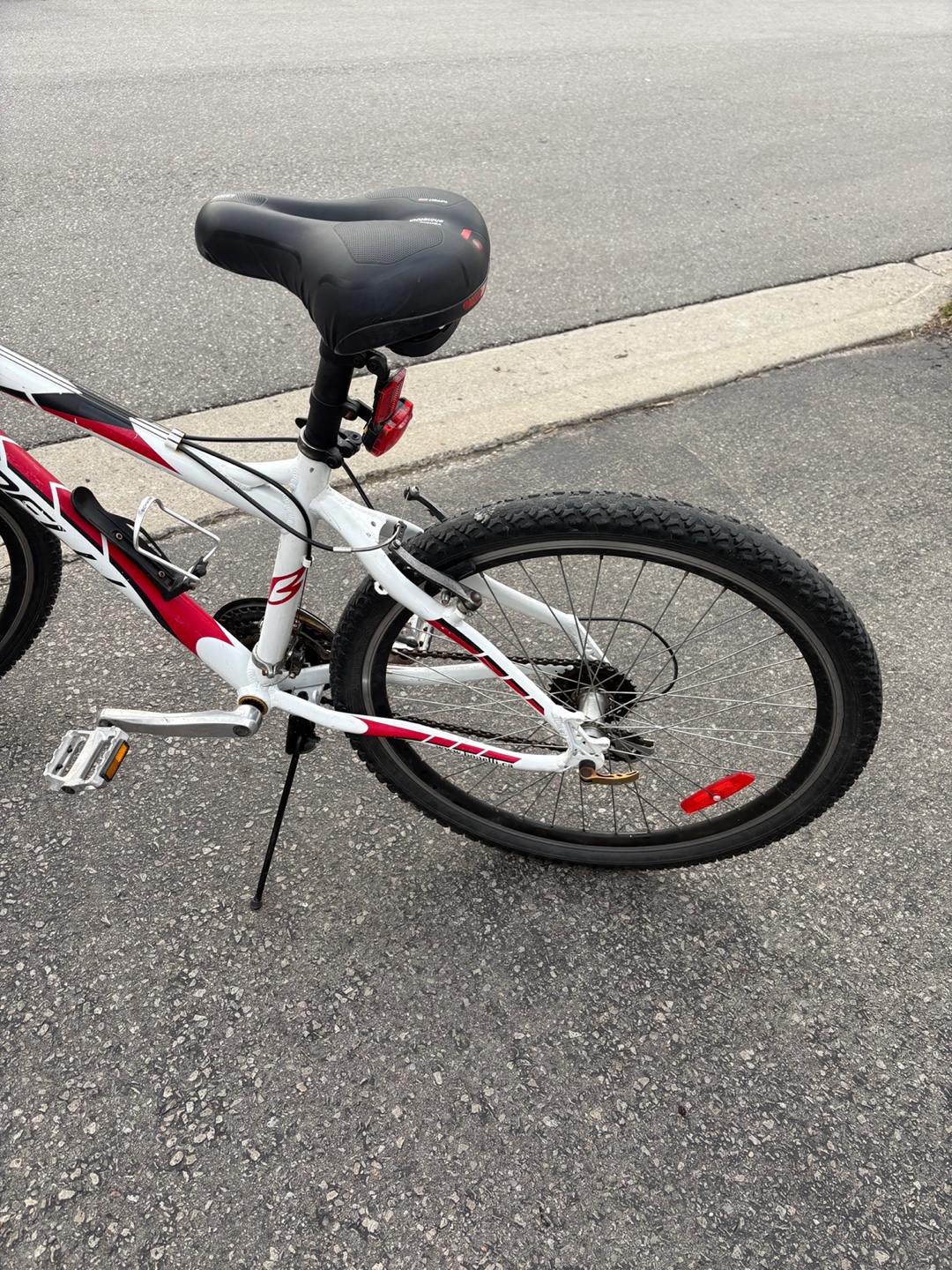 Used Boneli Trail 3.0 Mountain Bike