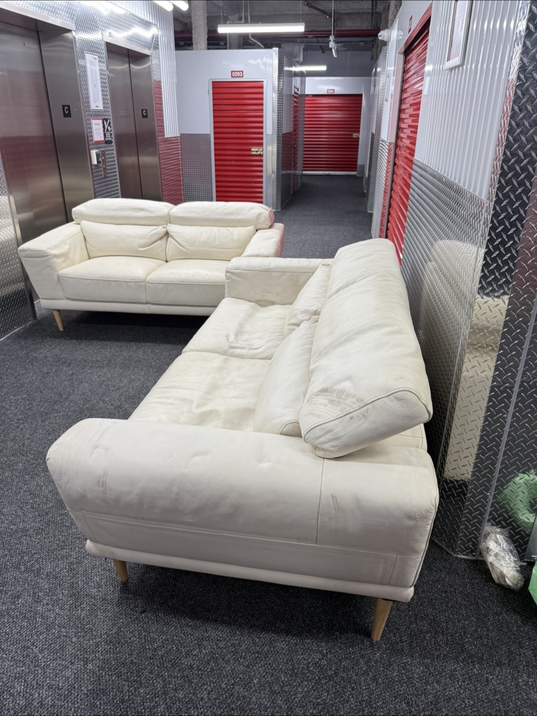 White Leather Sofa Set - photo 4
